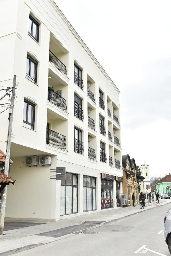 Grand Lux apartman Čačak Extérieur photo